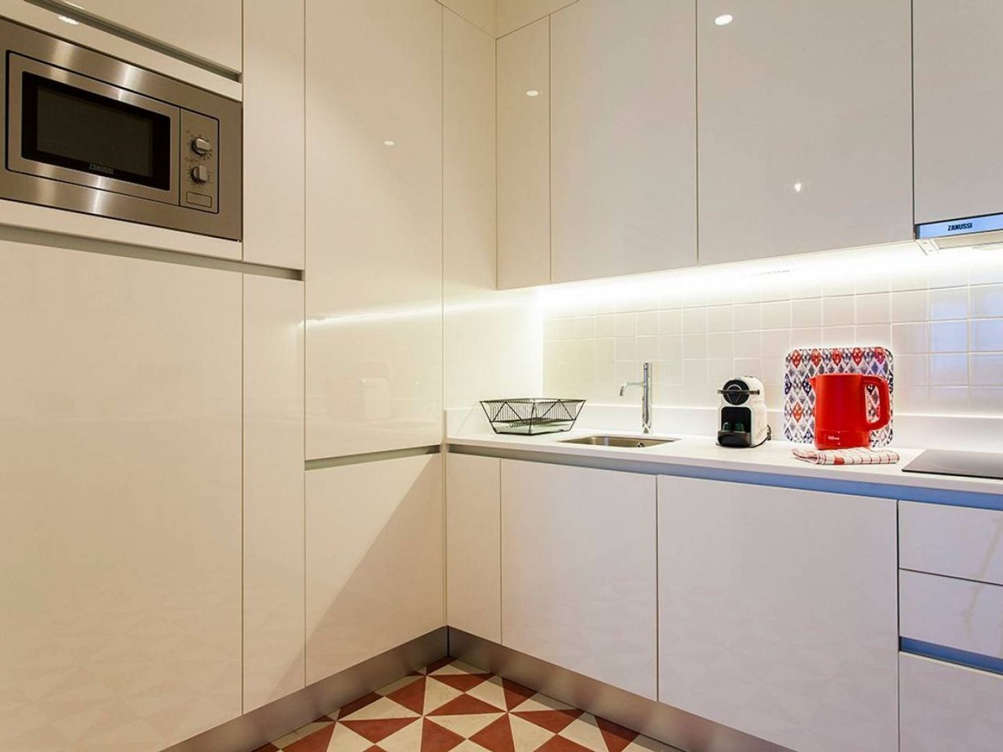 Joivy Modern 1-Bed Apt Nearby Praca Do Comercio, In Baixa リスボン エクステリア 写真