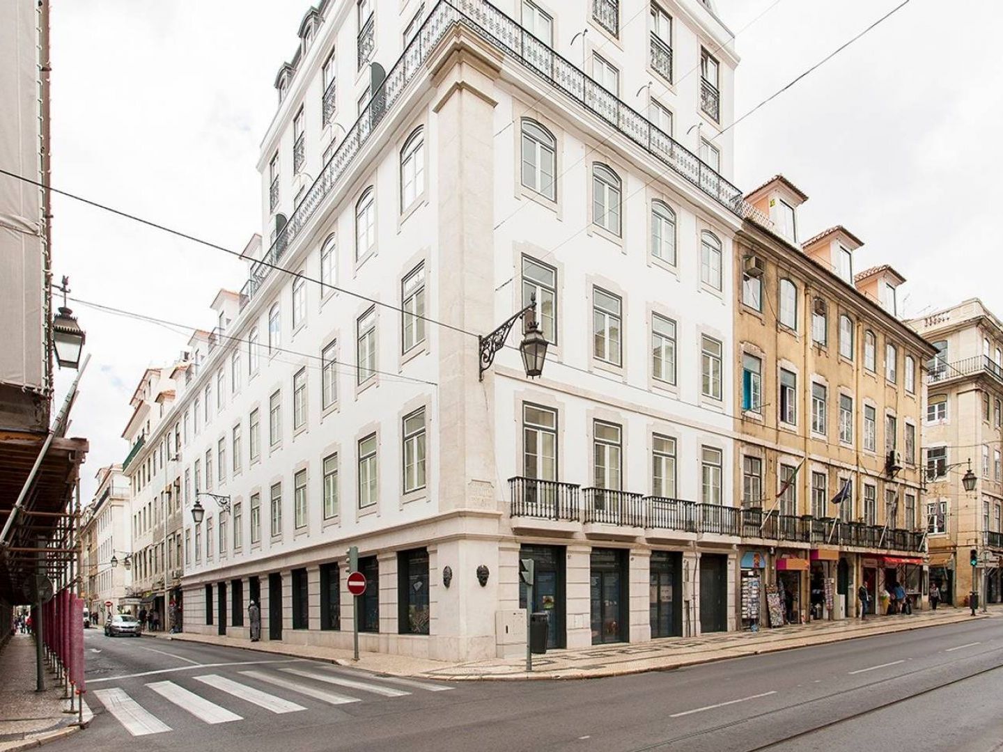 Joivy Modern 1-Bed Apt Nearby Praca Do Comercio, In Baixa リスボン エクステリア 写真